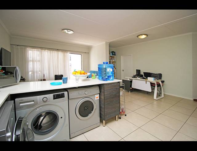 2 BEDROOM APARTMENT FOR SALE IN GREENSTONE HILL